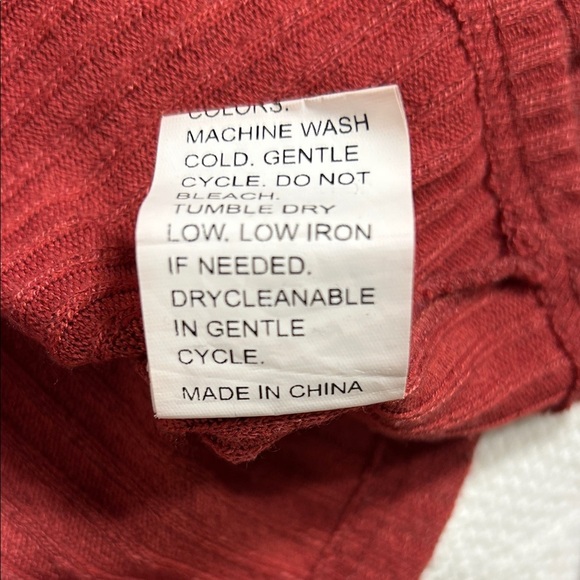 Rust Colored Ribbed Long Sleeve Cropped Top - Picture 5 of 5